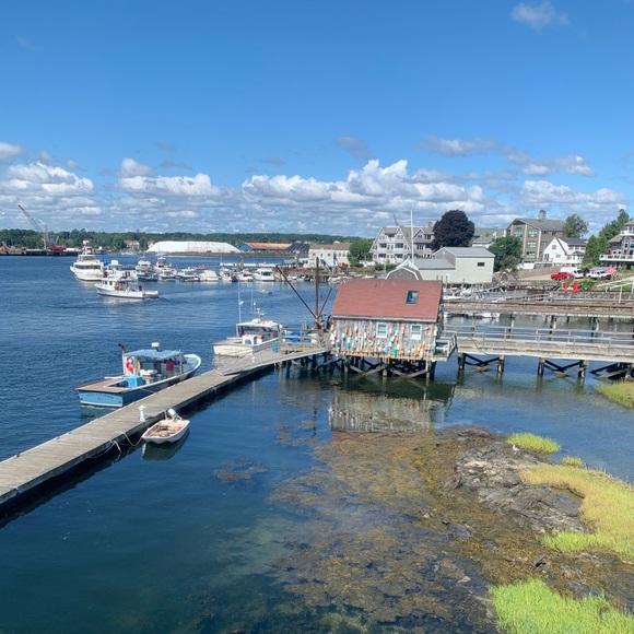 Meet your Posher, Jenni - Picture 1 of 1